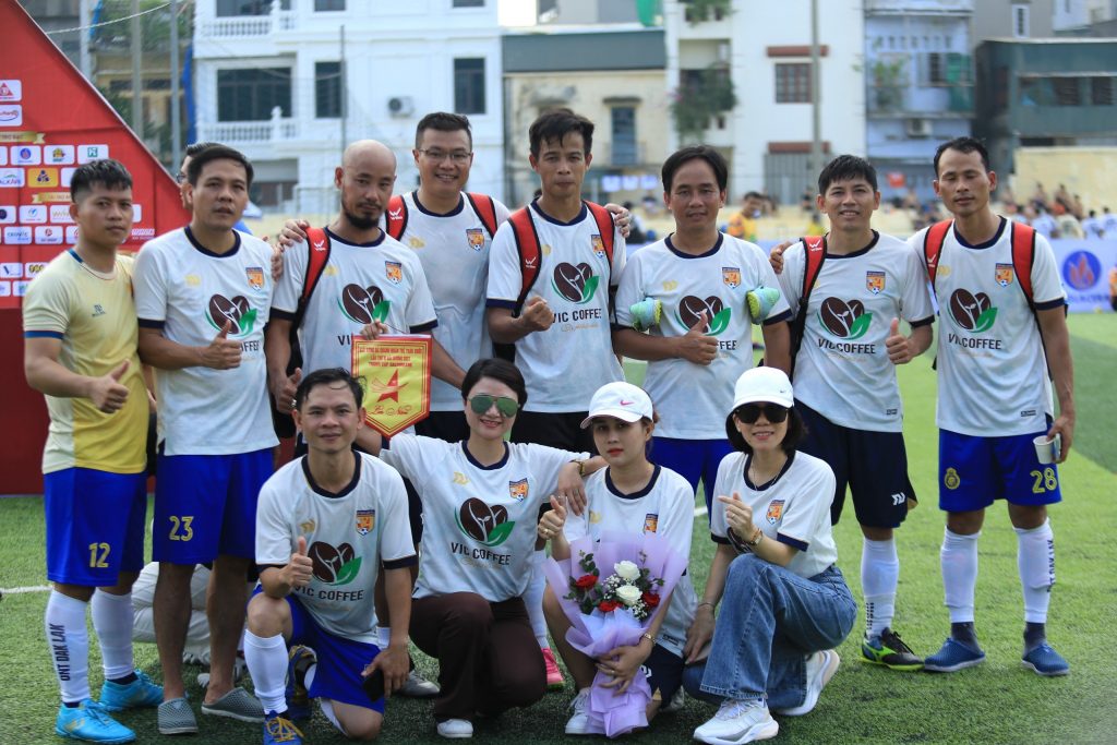 Giải bóng đá DNT toàn quốc chính thức khai mạc tại sân vận động tỉnh Hải Dương